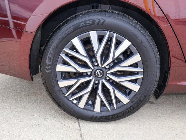 used 2024 Nissan Altima car