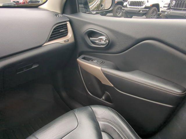 used 2017 Jeep Cherokee car, priced at $10,999