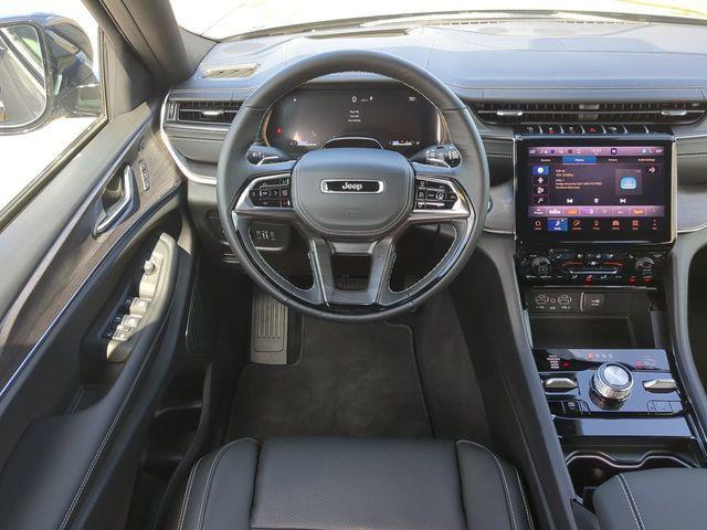 new 2025 Jeep Grand Cherokee car, priced at $60,742
