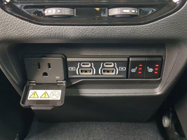 new 2025 Jeep Grand Cherokee car, priced at $60,742