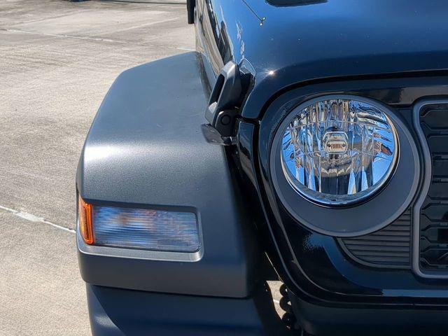 new 2026 Jeep Wrangler car, priced at $43,234