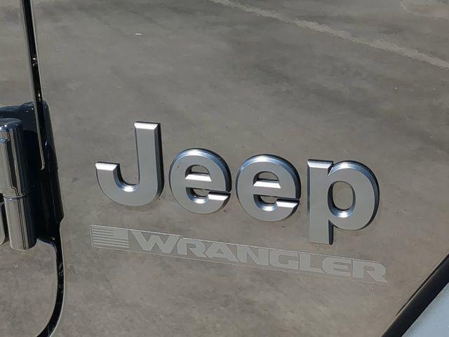 new 2026 Jeep Wrangler car, priced at $43,234