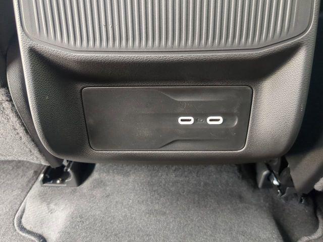 new 2026 Jeep Cherokee car, priced at $37,550