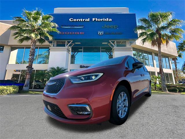 new 2026 Chrysler Pacifica car, priced at $43,692
