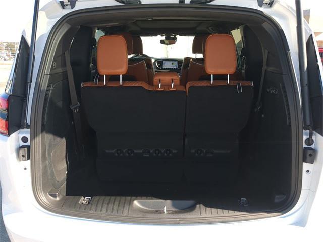 new 2026 Chrysler Pacifica car, priced at $55,828