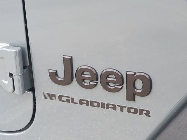 new 2026 Jeep Gladiator car, priced at $43,245