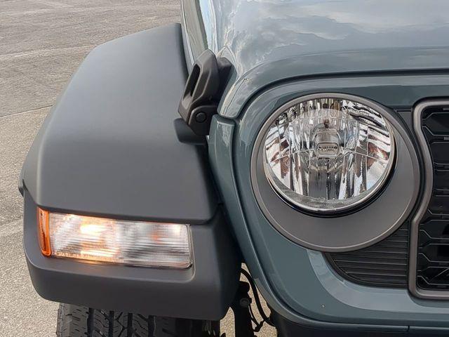 new 2026 Jeep Gladiator car, priced at $43,245