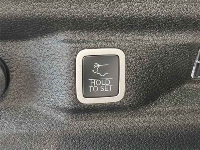 new 2025 Jeep Grand Cherokee L car, priced at $46,284