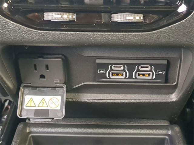 new 2025 Jeep Grand Cherokee L car, priced at $46,284