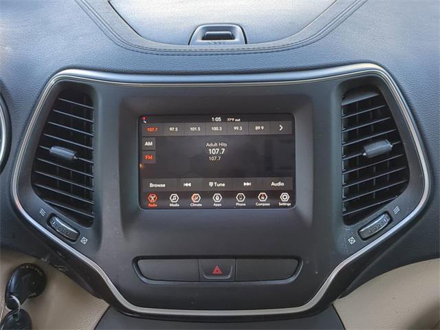 used 2019 Jeep Cherokee car, priced at $15,497