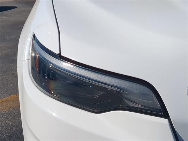 used 2019 Jeep Cherokee car, priced at $15,497