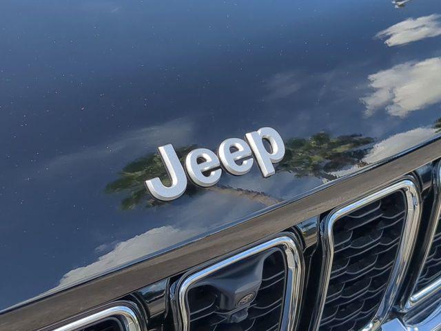 new 2025 Jeep Grand Cherokee car, priced at $41,591