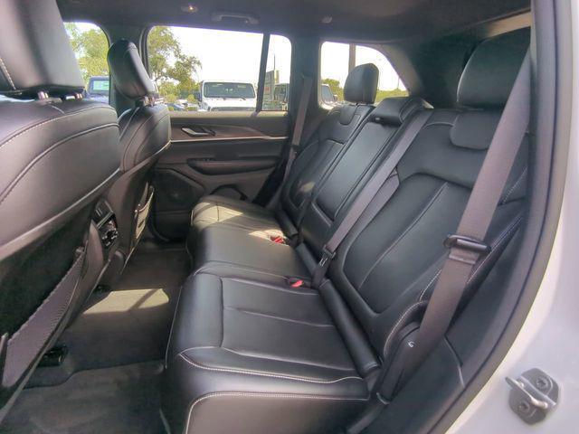 used 2024 Jeep Grand Cherokee car, priced at $34,084
