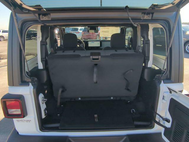 new 2026 Jeep Wrangler car, priced at $42,613