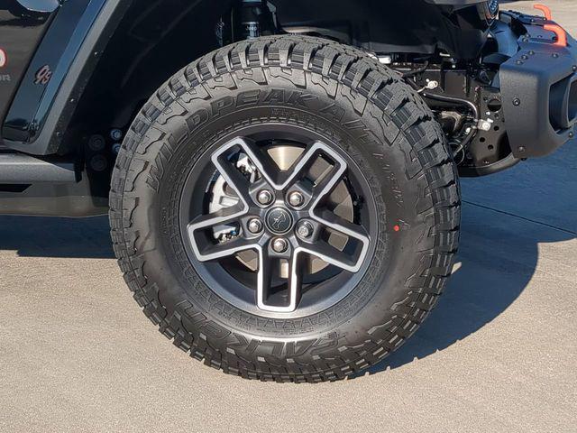 new 2026 Jeep Gladiator car, priced at $55,275