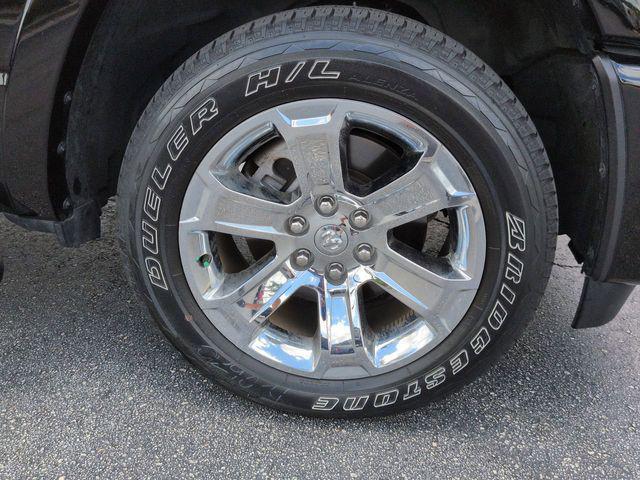used 2025 Ram 1500 car, priced at $43,084