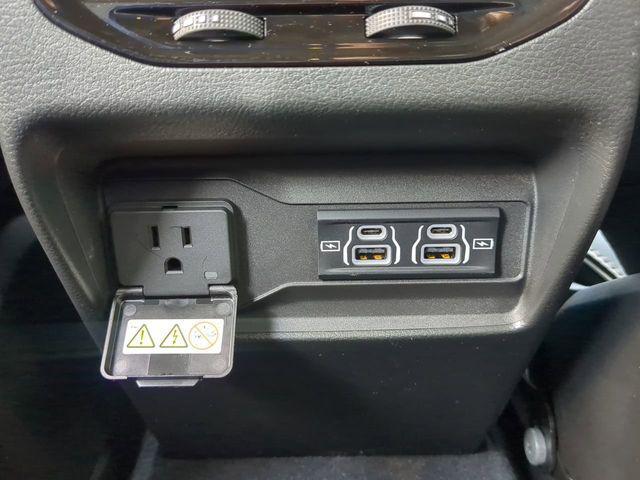 new 2025 Jeep Grand Cherokee car, priced at $53,014