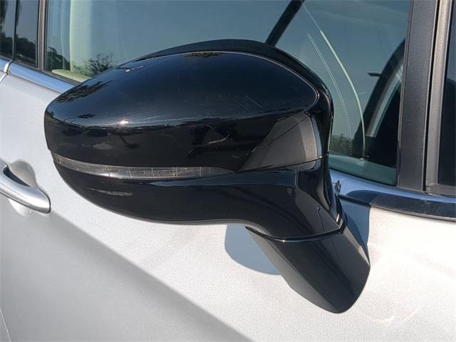 used 2024 Chrysler Pacifica car, priced at $31,249