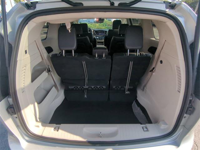 used 2024 Chrysler Pacifica car, priced at $31,249