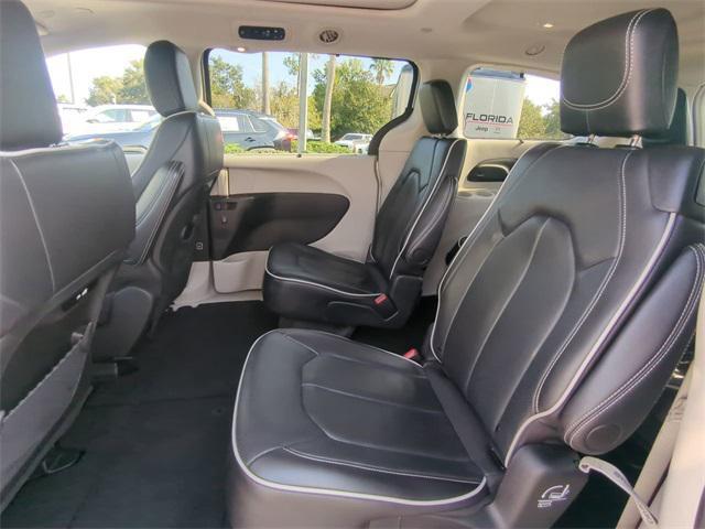 used 2024 Chrysler Pacifica car, priced at $31,249