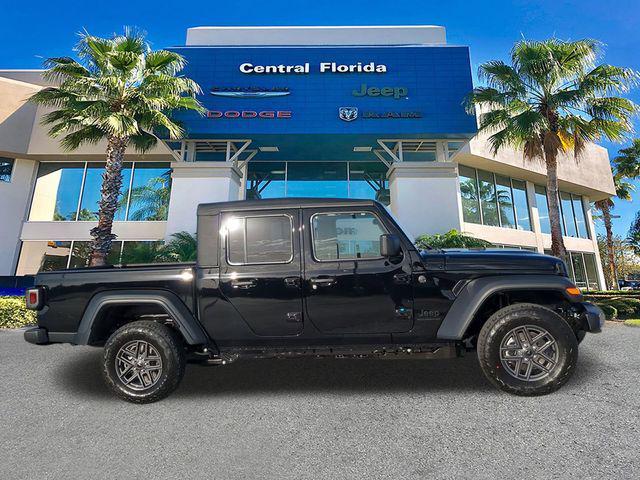 new 2026 Jeep Gladiator car, priced at $39,894