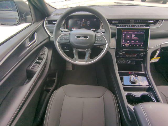 new 2026 Jeep Grand Cherokee car, priced at $35,147
