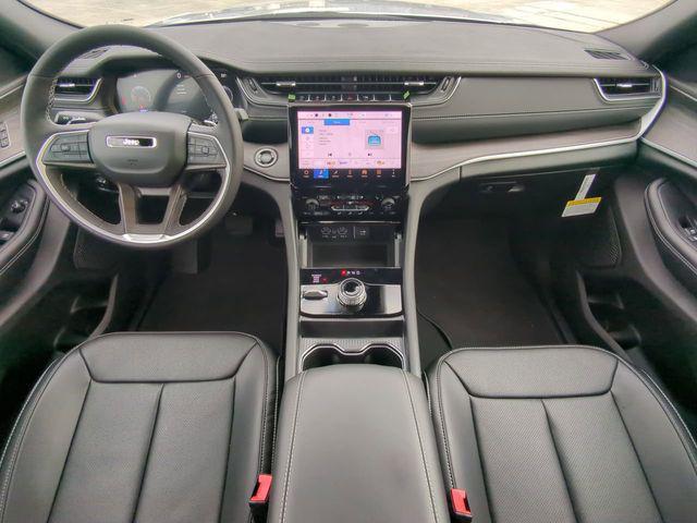 new 2025 Jeep Grand Cherokee L car, priced at $44,998