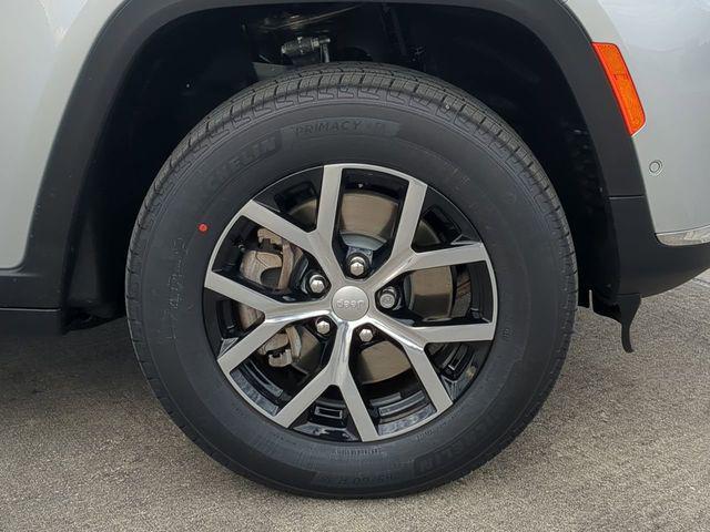 new 2025 Jeep Grand Cherokee L car, priced at $44,998