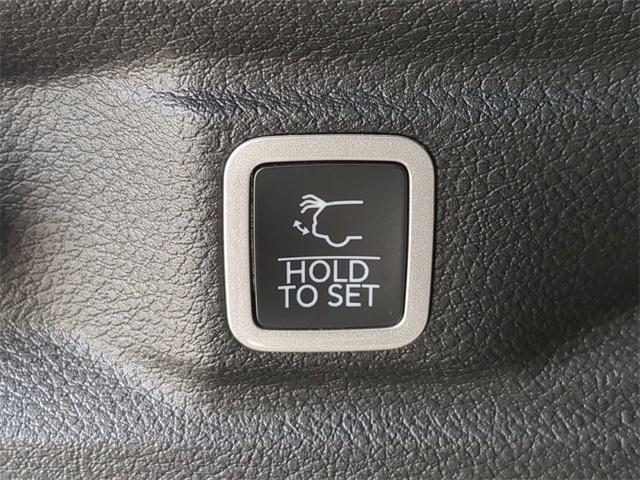 new 2025 Jeep Grand Cherokee L car, priced at $43,045