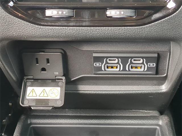 new 2025 Jeep Grand Cherokee L car, priced at $43,045