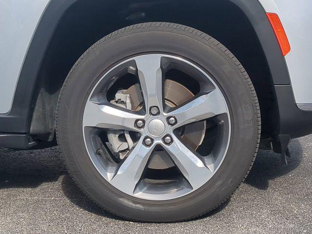 used 2021 Jeep Grand Cherokee L car, priced at $20,249