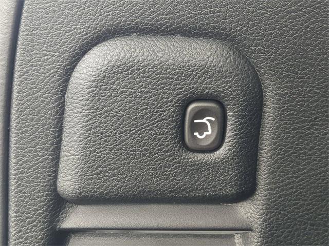 used 2020 Jeep Grand Cherokee car, priced at $18,749