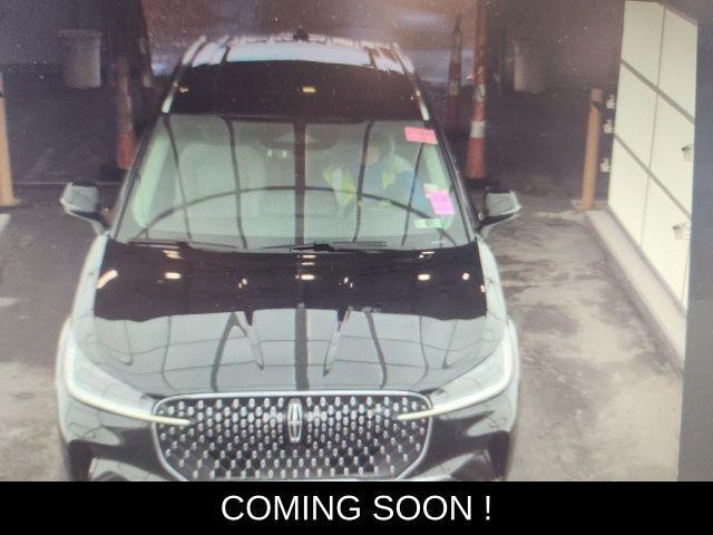 used 2025 Lincoln Aviator car, priced at $61,031