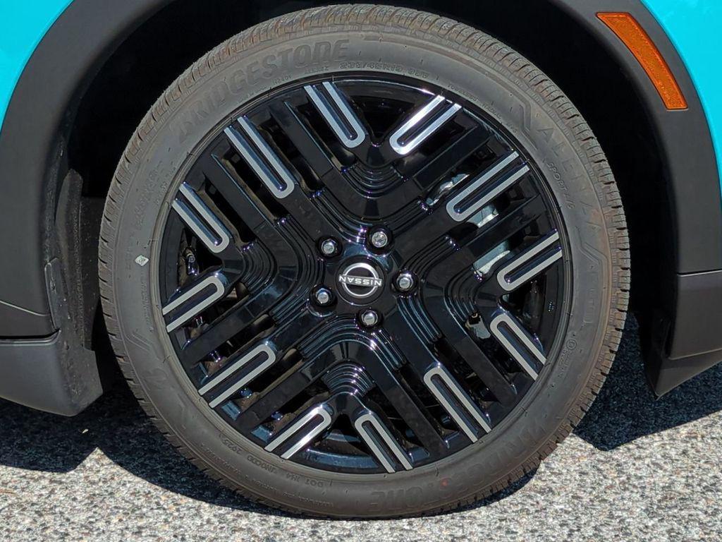 new 2026 Nissan Leaf car, priced at $40,666