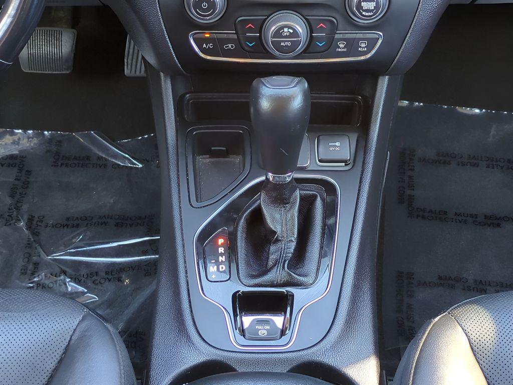 used 2020 Jeep Cherokee car, priced at $14,699