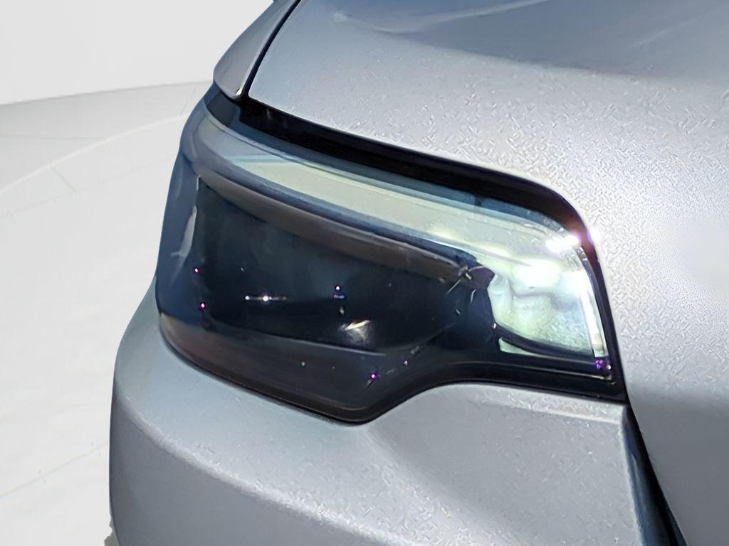 used 2020 Jeep Cherokee car, priced at $14,699