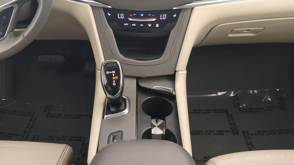 used 2017 Cadillac XT5 car, priced at $17,675