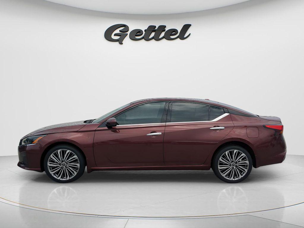 used 2023 Nissan Altima car, priced at $26,875