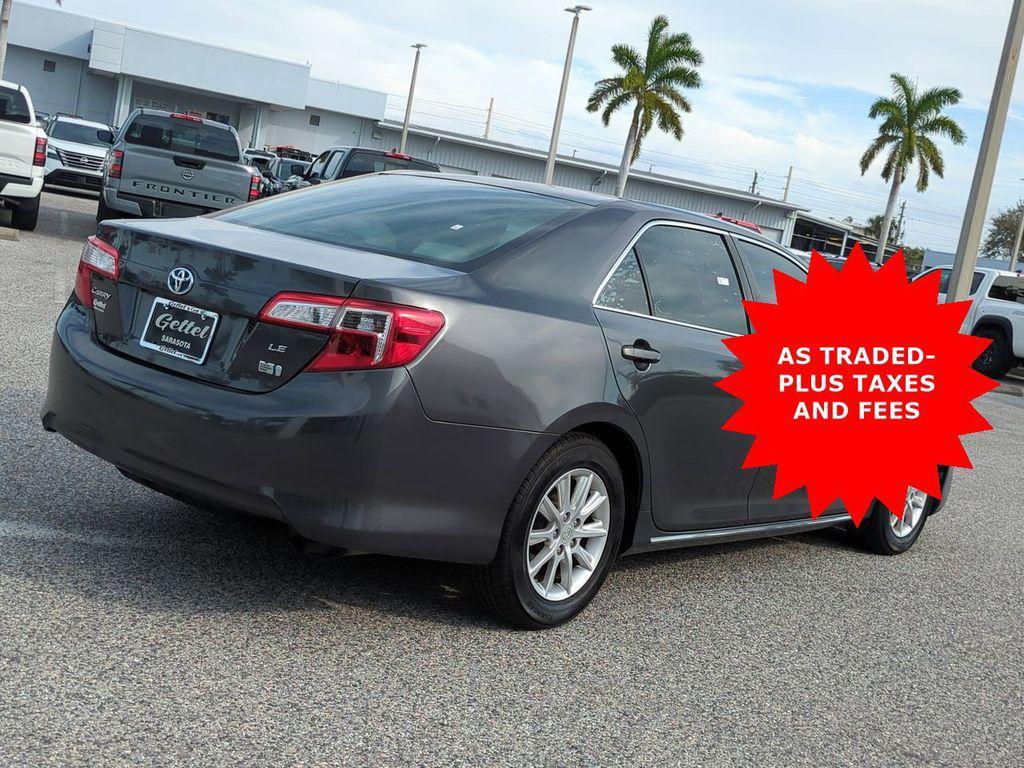 used 2014 Toyota Camry Hybrid car, priced at $9,999