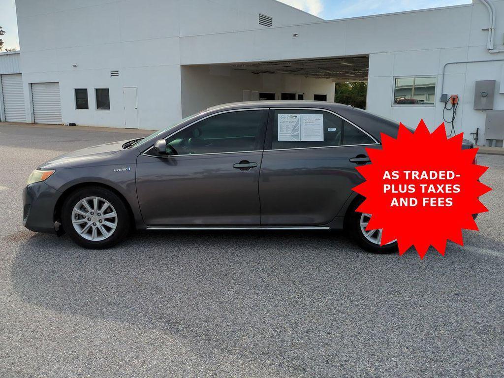 used 2014 Toyota Camry Hybrid car, priced at $9,999