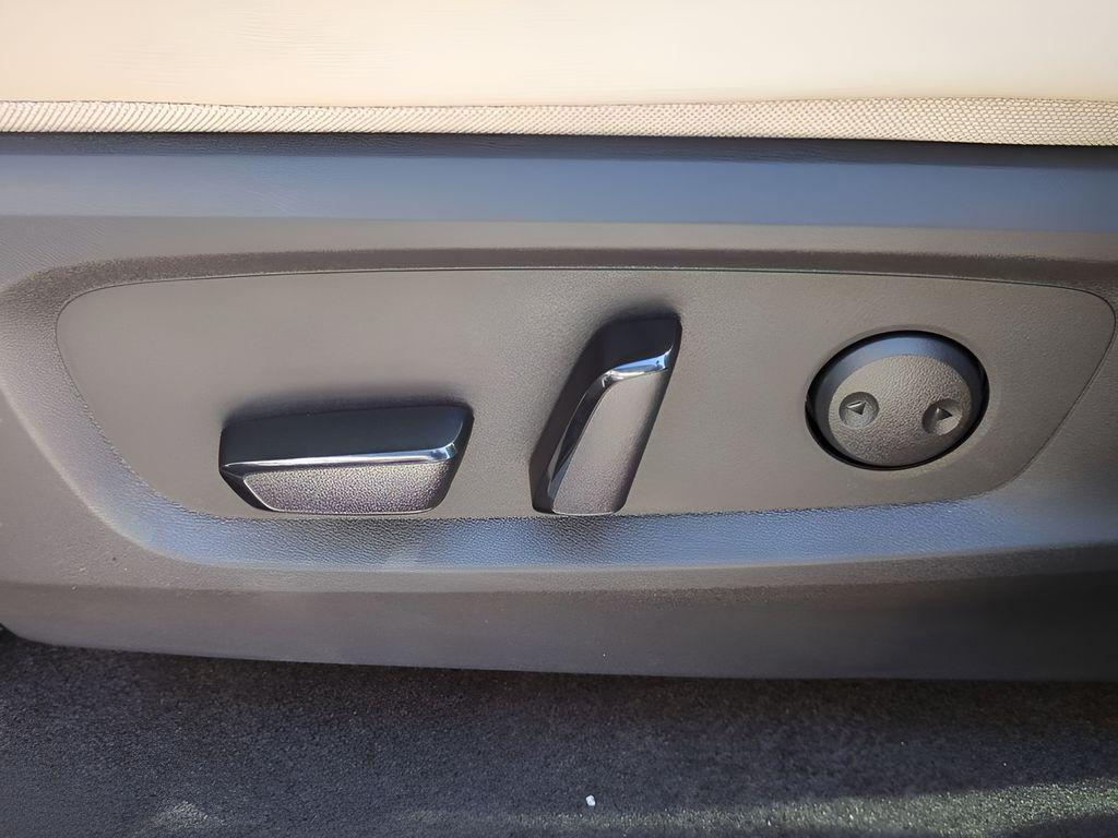 new 2026 Nissan Pathfinder car, priced at $41,878