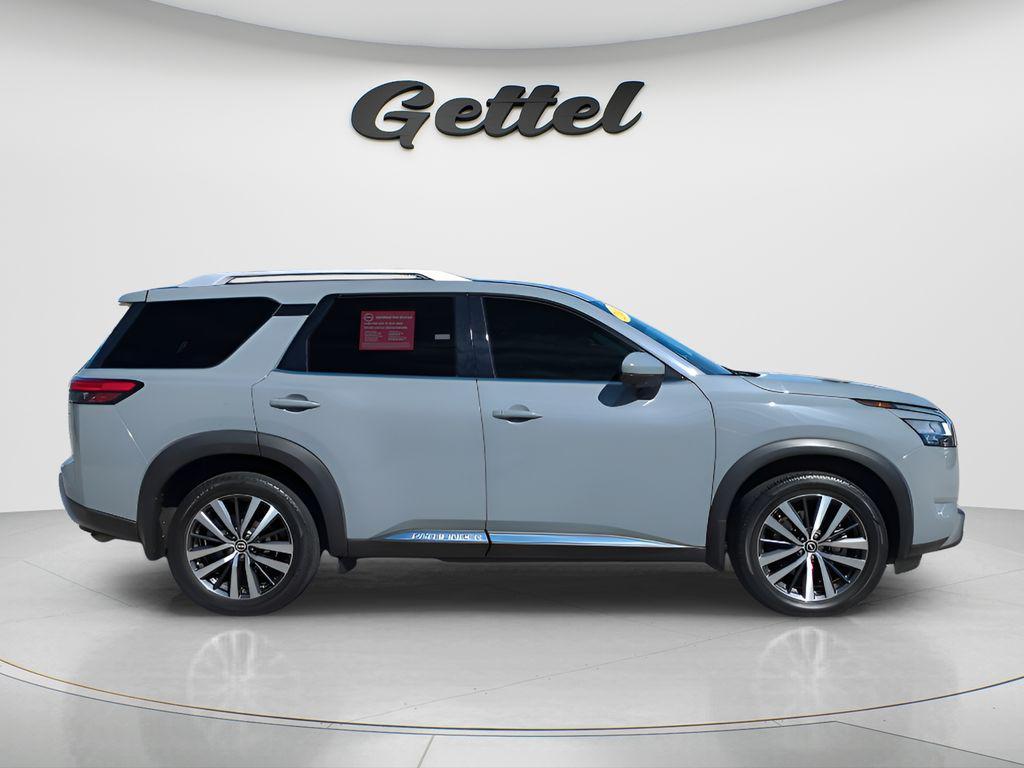 used 2022 Nissan Pathfinder car, priced at $29,549