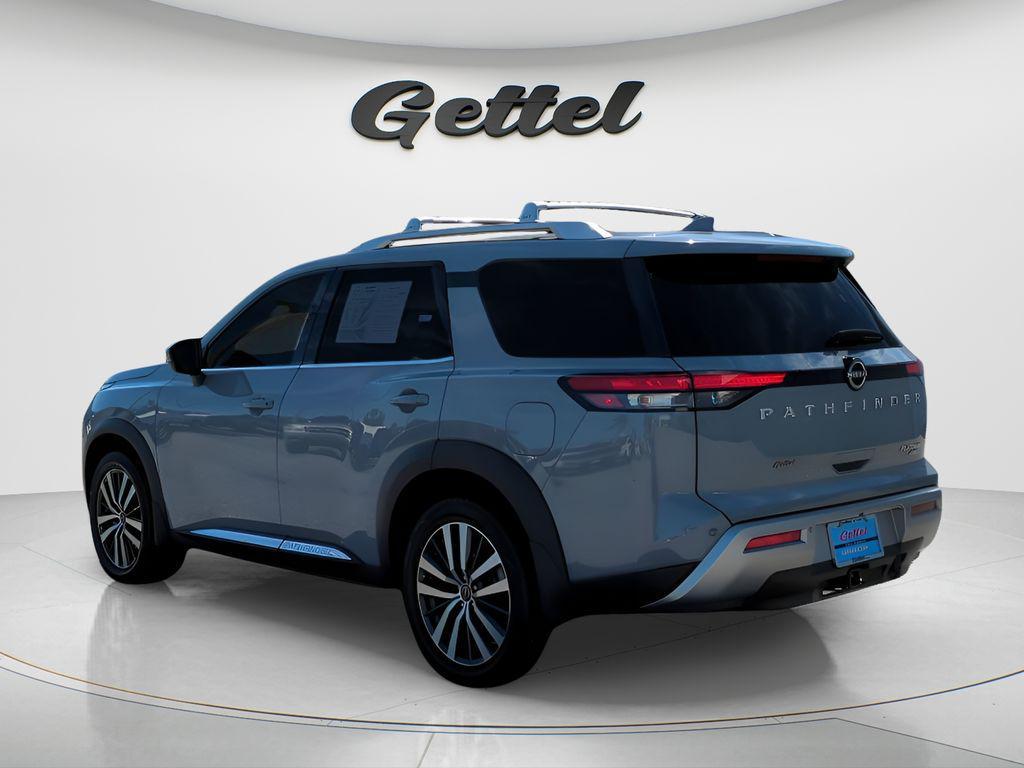 used 2022 Nissan Pathfinder car, priced at $29,549
