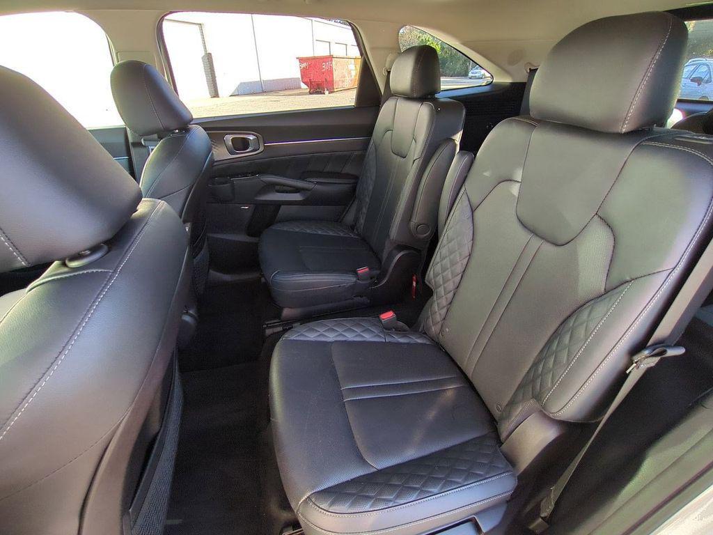 used 2022 Kia Sorento car, priced at $23,521