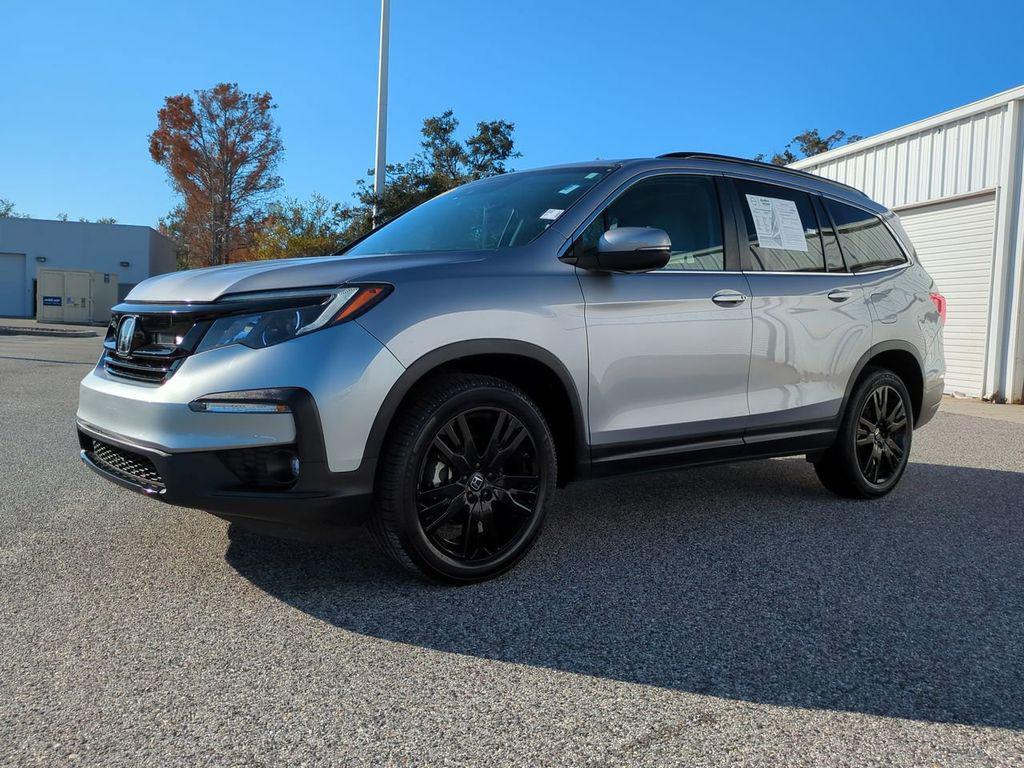 used 2022 Honda Pilot car, priced at $28,999