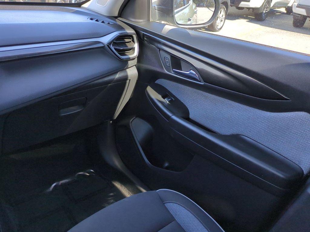 used 2025 Chevrolet TrailBlazer car, priced at $21,516