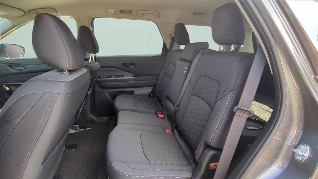 new 2026 Nissan Pathfinder car, priced at $38,194