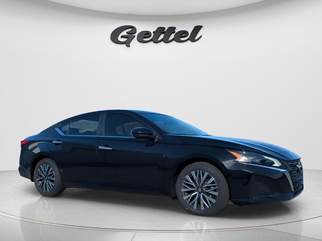new 2025 Nissan Altima car, priced at $24,600