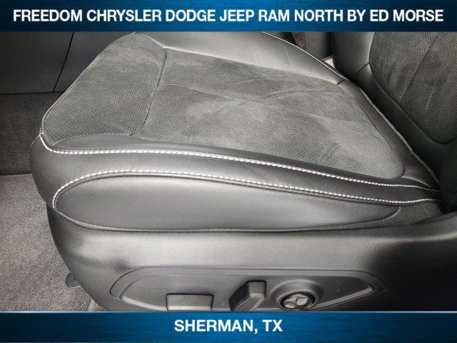 new 2025 Jeep Grand Cherokee car, priced at $48,080