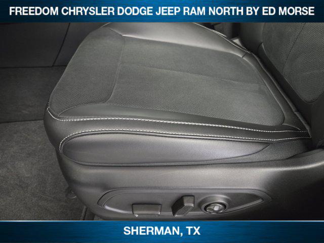 new 2025 Jeep Grand Cherokee car, priced at $47,152